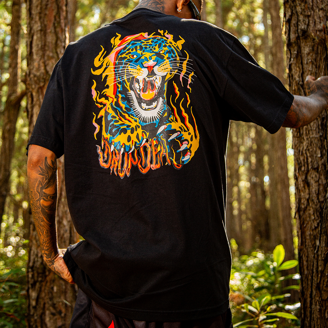 Drop Dead サッカーシャツ Camiseta Manga Curta Especial Onça Drop Dead