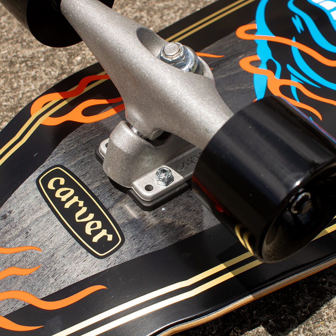 Skate Cruzer Inferno Hand Shark 9.85